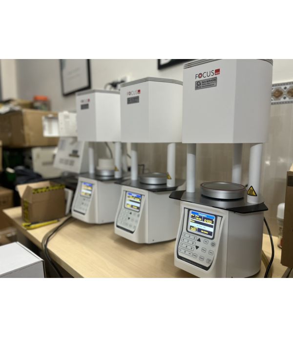 Lò Nướng Sứ Focus 4010 mẫu mới 2021